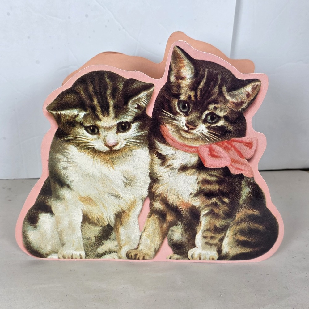 Vintage Hallmark tabby kitties‎ cat Gift Bag cute gifting realistic pink cutout